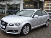 Gebraucht Audi A3 Attraction 105 PS (77 kW) 2012 Silber Kleinwagen