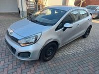 Gebraucht Kia Rio 109 PS (80 kW) 2011 Silber Limousine