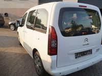 Second-hand Citroën Berlingo SELECTION 92 CP (67 kW) 2014 Alb Monovolum