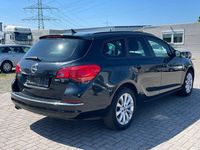 Usata Opel Astra Active 165 CV (121 kW) 2013 Nero Berlina