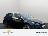 Gebraucht Hyundai i20 Trend 101 PS (74 kW) 2025 Phantom black / met Kleinwagen