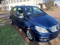 Usado Mercedes E200 Edition 193 CV (141 kW) 2008 Azul Familiar