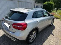 Gebraucht Mercedes GLA200 Urban 156 PS (114 kW) 2015 Silber SUV