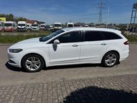 Używany Ford Mondeo Titanium 211 KM (155 kW) 2016 Biały Sedan/Limuzyna