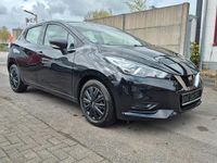 Gebraucht Nissan Micra Acenta 71 PS (52 kW) 2017 Schwarz Kleinwagen