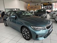 Gebraucht BMW 320 Advantage 184 PS (135 kW) 2020 Blau Limousine
