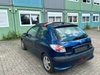 Gebraucht Peugeot 206 75 PS (55 kW) 2002 Blau Kleinwagen