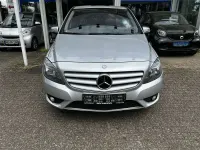 Gebraucht Mercedes B200 156 PS (114 kW) 2013 Polarsilber  metalliclack Kleinwagen