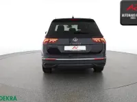 Gebraucht VW Tiguan Allspace 150 PS (110 kW) 2024 Deep black perleffekt SUV
