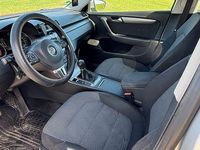 Gebraucht VW Passat Comfortline 105 PS (77 kW) 2012 Grau Limousine