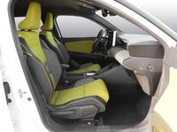 Neu Renault 5 E-Tech Iconic 110 kW (150 PS) 2026 Qnc + black pearlschwarz meta Limousine