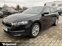 Neu Skoda Octavia 150 PS (110 kW) 2025 Schwarzmagic perleffekt Kombi