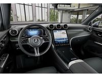 Gebraucht Mercedes GLC200 Advanced Plus 204 PS (150 kW) 2024 Silber / hightechsilber SUV