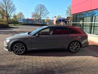 Gebraucht Audi A4 S-Line 190 PS (139 kW) 2018 Grau Kombi