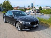 Gebraucht BMW 740 Comfort Edition 320 PS (235 kW) 2016 Braun Limousine
