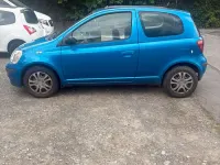 Gebraucht Toyota Yaris 65 PS (47 kW) 2004 Blau Kleinwagen