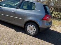 Gebraucht VW Golf V 90 PS (66 kW) 2006 Grau Kleinwagen