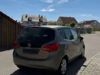 Używany Opel Meriva Edition 101 KM (74 kW) 2011 Beżowy Minivan