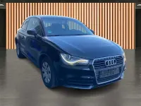 Gebraucht Audi A1 Attraction 86 PS (63 kW) 2012 Schwarz brillantschwarz Kleinwagen