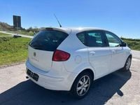 Second-hand Seat Altea 105 CP (77 kW) 2010 Alb Berlinǎ