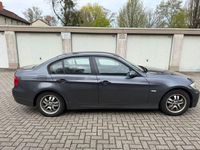 Gebraucht BMW 318 129 PS (94 kW) 2006 Grau Limousine