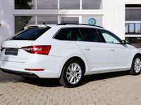 Gebraucht Skoda Superb Ambition 150 PS (110 kW) 2022 Weiß Limousine