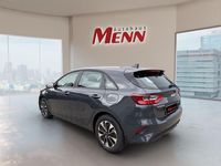 Neu Kia Ceed 140 PS (102 kW) 2026 Grau Kleinwagen