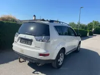 Gebraucht Mitsubishi Outlander 156 PS (114 kW) 2012 Weiß SUV