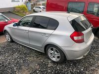 Gebraucht BMW 120 150 PS (110 kW) 2006 Silber Kleinwagen