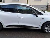 Gebraucht Renault Clio IV LIMITED 90 PS (66 kW) 2018 Weiß Kleinwagen