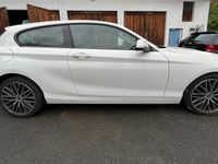 gebraucht BMW 114 i F21 / 3-trg. / Klima / Tüv / 8-Fach /