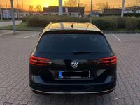 Gebraucht VW Passat Highline 150 PS (110 kW) 2017 Schwarz Kombi