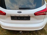 Gebraucht Ford Focus 150 PS (110 kW) 2019 Weiß Kombi