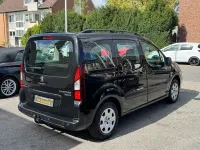 Gebraucht Peugeot TePee Active 99 PS (72 kW) 2016 Schwarz Van / Kleinbus