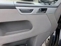 Gebraucht VW T5 Comfortline 140 PS (102 kW) 2010 Schwarz Van