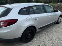 Gebraucht Renault Mégane GrandTour Authentique 110 PS (80 kW) 2010 Platingrau Kombi