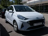 Gebraucht Hyundai i10 Trend 84 PS (61 kW) 2020 Grau Kleinwagen