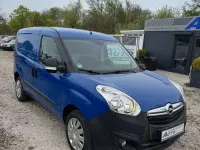 Używany Opel Combo Edition 95 KM (69 kW) 2018 Niebieski Minivan