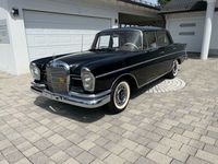 Gebraucht Mercedes 230 120 PS (88 kW) 1965 Schwarz Limousine
