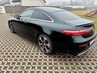 Gebraucht Mercedes E400 330 PS (242 kW) 2022 Grün Coupé