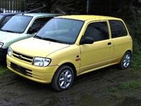 Gebraucht Daihatsu Cuore 56 PS (41 kW) 2000 Gelb Kleinwagen