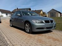 Gebraucht BMW 318 143 PS (105 kW) 2008 Grau Limousine