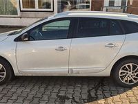 Gebraucht Renault Mégane III Life 116 PS (85 kW) 2016 Weiß Limousine