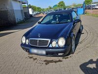 Gebraucht Mercedes CLK320 248 PS (182 kW) 2000 Blau Cabrio