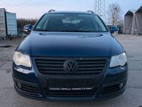 Gebraucht VW Passat 140 PS (102 kW) 2006 Blau Kombi