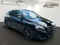 Gebraucht Mercedes B200 Urban 156 PS (114 kW) 2017 Kosmosschwarz Kleinwagen