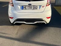 Gebraucht Ford Fiesta ST 182 PS (133 kW) 2016 Weiß Kleinwagen