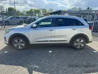 Gebraucht Kia Niro Spirit 141 PS (103 kW) 2021 Silber SUV
