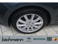 gebraucht Skoda Rapid SB Joy Navi Xenon 17'' PDC SHZ DAB