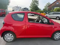 Gebraucht Toyota Aygo 68 PS (50 kW) 2010 Rot Kleinwagen